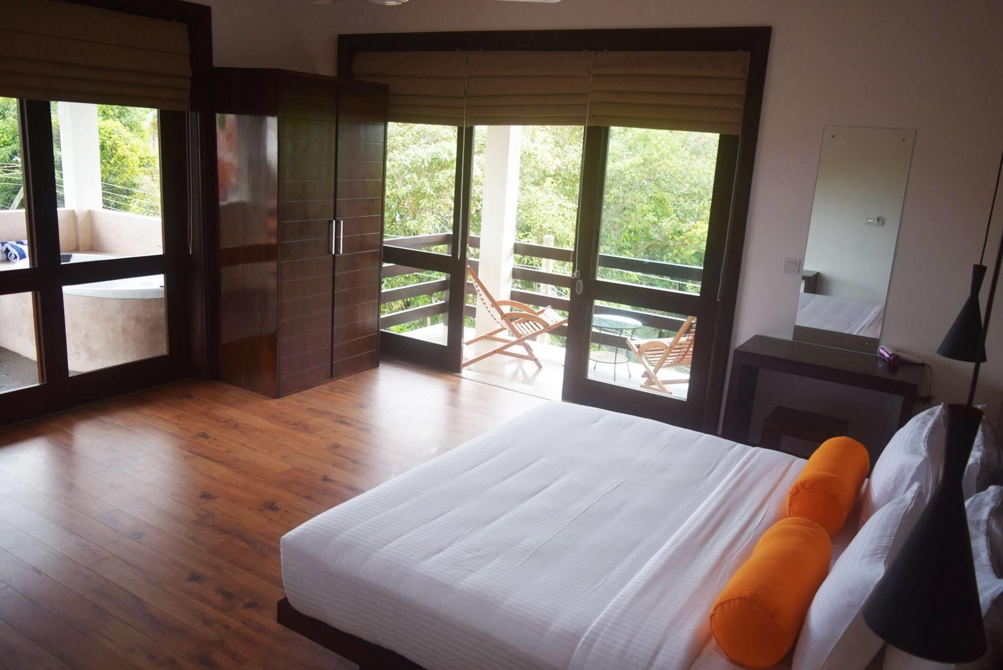 होटल Terrace & 4*